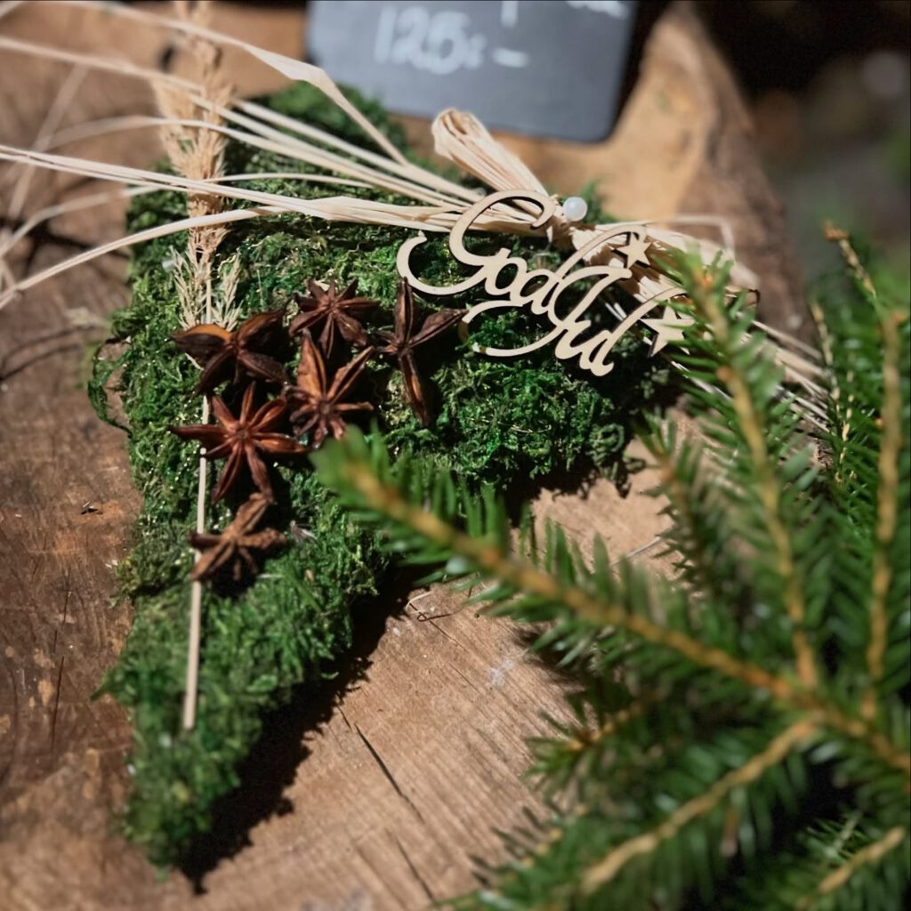 Instagram post from blomstrande.tradgard. This post is in position 3.